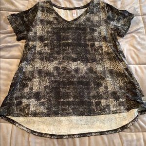 Large lularoe Christy t